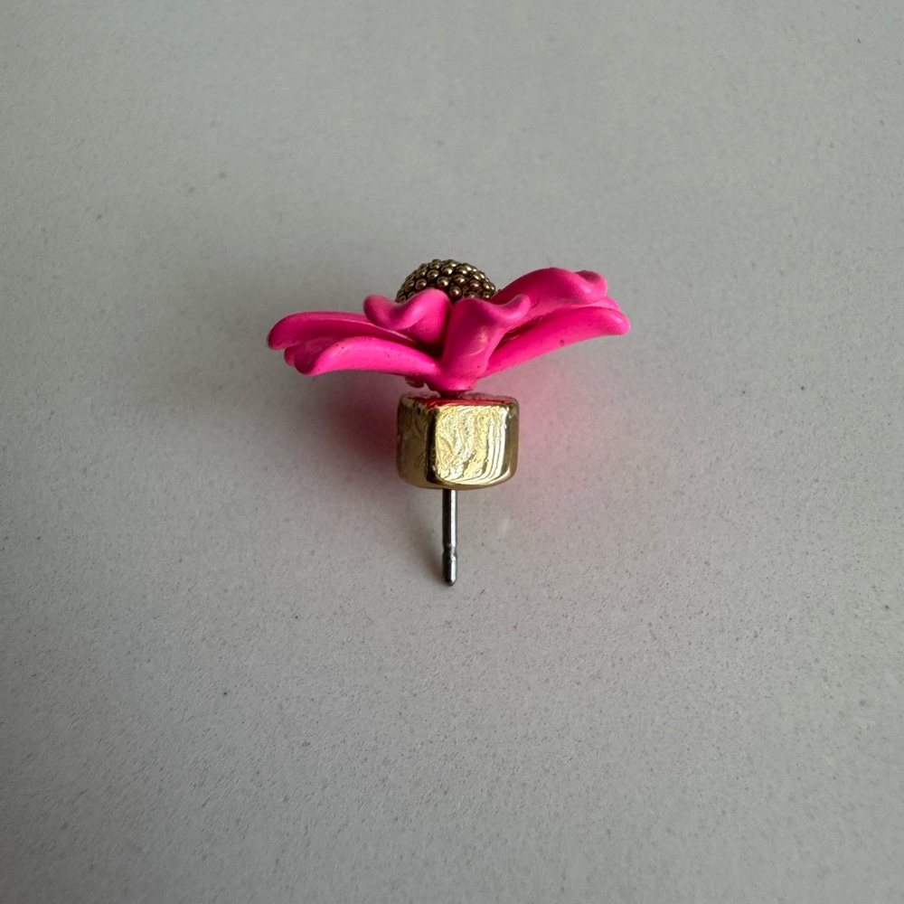 Kate Spade Vibrant Pink Daisy Earrings - Picture 8 of 10